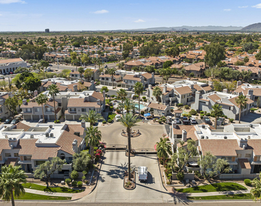 10055 E Mountainview Lake Drive - Photo Thumbnail 29