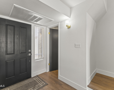 10055 E Mountainview Lake Drive - Photo Thumbnail 9