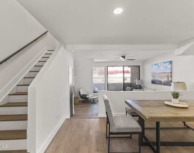 10055 E Mountainview Lake Drive - Photo Thumbnail 6