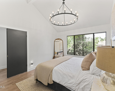 10055 E Mountainview Lake Drive - Photo Thumbnail 14