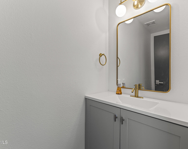 10055 E Mountainview Lake Drive - Photo Thumbnail 10