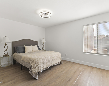 10055 E Mountainview Lake Drive - Photo Thumbnail 20