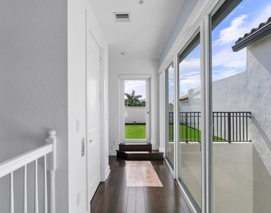 57 Isle Of Venice Drive - Photo Thumbnail 49