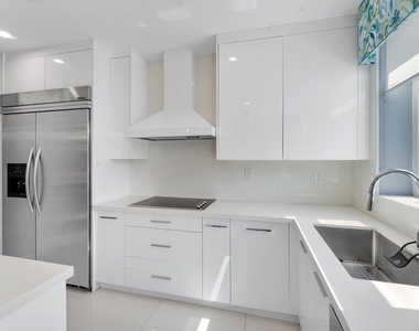 57 Isle Of Venice Drive - Photo Thumbnail 18