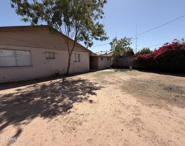 5318 W Windsor Avenue - Photo Thumbnail 17
