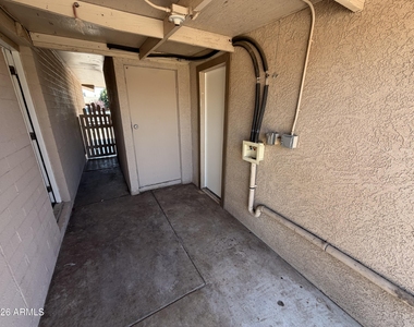 5318 W Windsor Avenue - Photo Thumbnail 13