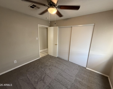 5318 W Windsor Avenue - Photo Thumbnail 8