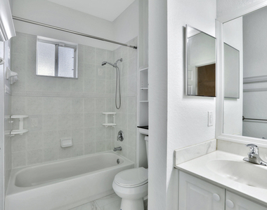 6527 Catalina Lane - Photo Thumbnail 29