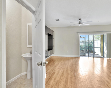 6527 Catalina Lane - Photo Thumbnail 9