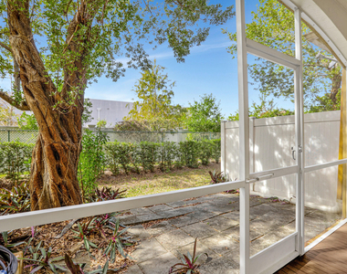 6527 Catalina Lane - Photo Thumbnail 15