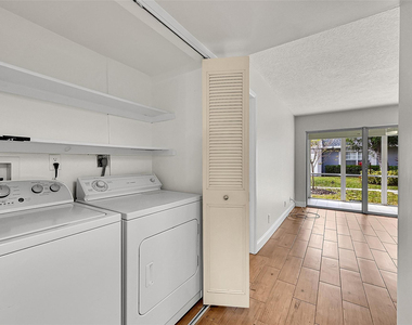 428 Nw 70th Avenue - Photo Thumbnail 4