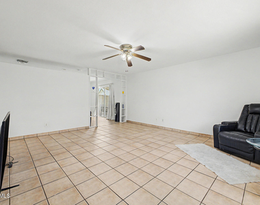 5232 W Mauna Loa Lane - Photo Thumbnail 10