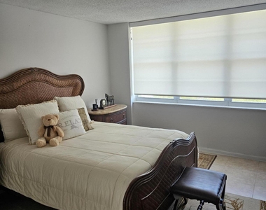 2121 N Ocean Boulevard N - Photo Thumbnail 7
