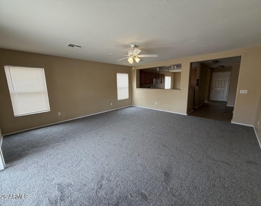 22651 W Pima Street - Photo Thumbnail 7