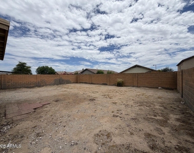22651 W Pima Street - Photo Thumbnail 19