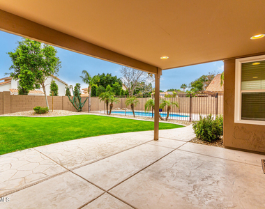 7217 W Crest Lane - Photo Thumbnail 33