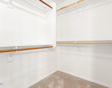 7217 W Crest Lane - Photo Thumbnail 20