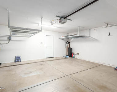 7217 W Crest Lane - Photo Thumbnail 31