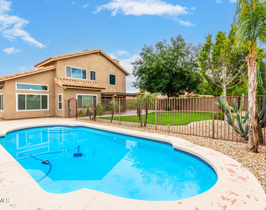 7217 W Crest Lane - Photo Thumbnail 36