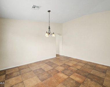 3928 E Blue Sage Road - Photo Thumbnail 6