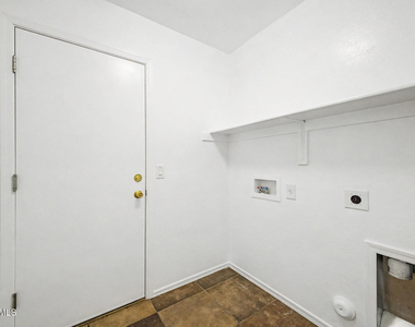 3928 E Blue Sage Road - Photo Thumbnail 28