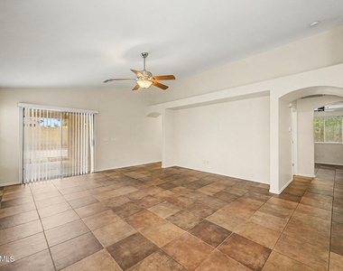 3928 E Blue Sage Road - Photo Thumbnail 8