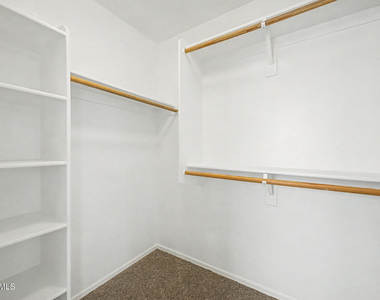 3928 E Blue Sage Road - Photo Thumbnail 18