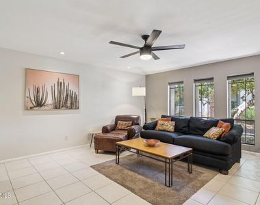5207 N 24th Street - Photo Thumbnail 6