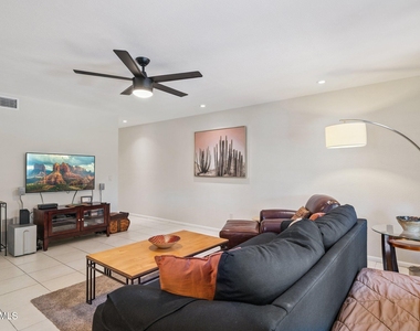 5207 N 24th Street - Photo Thumbnail 5