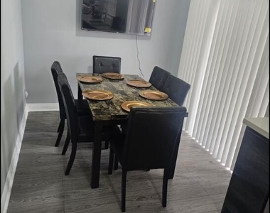 750 Sw 55th Avenue - Photo Thumbnail 6