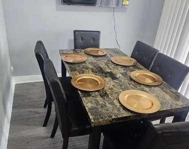 750 Sw 55th Avenue - Photo Thumbnail 8