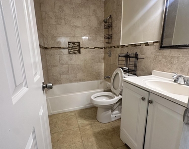 5614 Blueberry Court - Photo Thumbnail 12