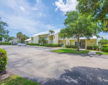 4210 Gator Trace Avenue - Photo Thumbnail 44