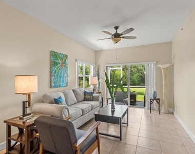 4210 Gator Trace Avenue - Photo Thumbnail 7