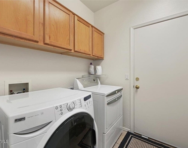 22393 N 76th Place - Photo Thumbnail 14