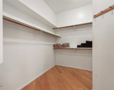22393 N 76th Place - Photo Thumbnail 18