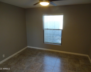 3026 E Brill Street - Photo Thumbnail 7