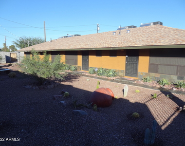 3026 E Brill Street - Photo Thumbnail 14