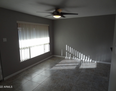 3026 E Brill Street - Photo Thumbnail 3