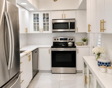 5570 Tamberlane Circle - Photo Thumbnail 6
