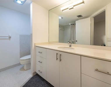 3101 Ne 47th Court - Photo Thumbnail 16