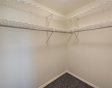 3101 Ne 47th Court - Photo Thumbnail 17