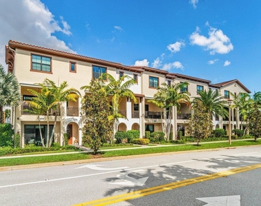 7115 Edison Place - Photo Thumbnail 2