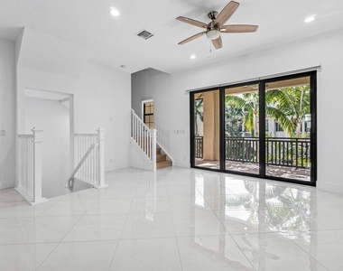 7115 Edison Place - Photo Thumbnail 23
