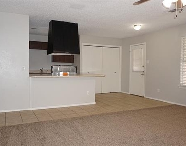 9904 Runnymeade Place - Photo Thumbnail 3