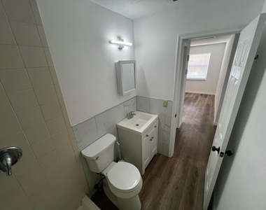 603 Clear Lake Avenue - Photo Thumbnail 8