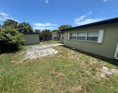 603 Clear Lake Avenue - Photo Thumbnail 11