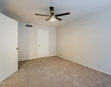 5618 S Captain Kidd Court - Photo Thumbnail 15