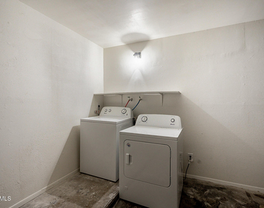 5618 S Captain Kidd Court - Photo Thumbnail 31