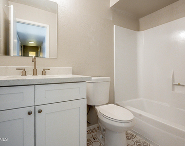 5618 S Captain Kidd Court - Photo Thumbnail 28